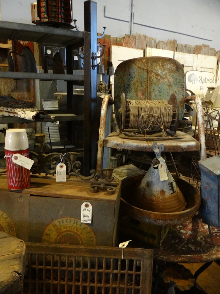 MARTINS MEMORIES Updated September 2024 1400 West 12th St, Kansas