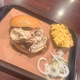 Pulled chicken sandwich Pulled chicken sandwich