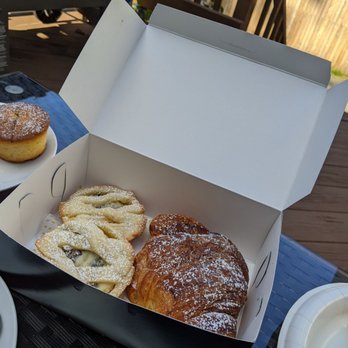 Farinolio - Cafes Near Me - Westfield, New Jersey Farinolio - Cafes Near Me - Westfield, New Jersey
