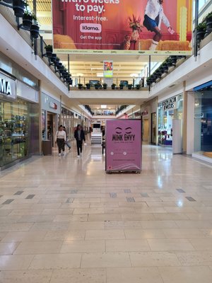 Staten Island Mall by null