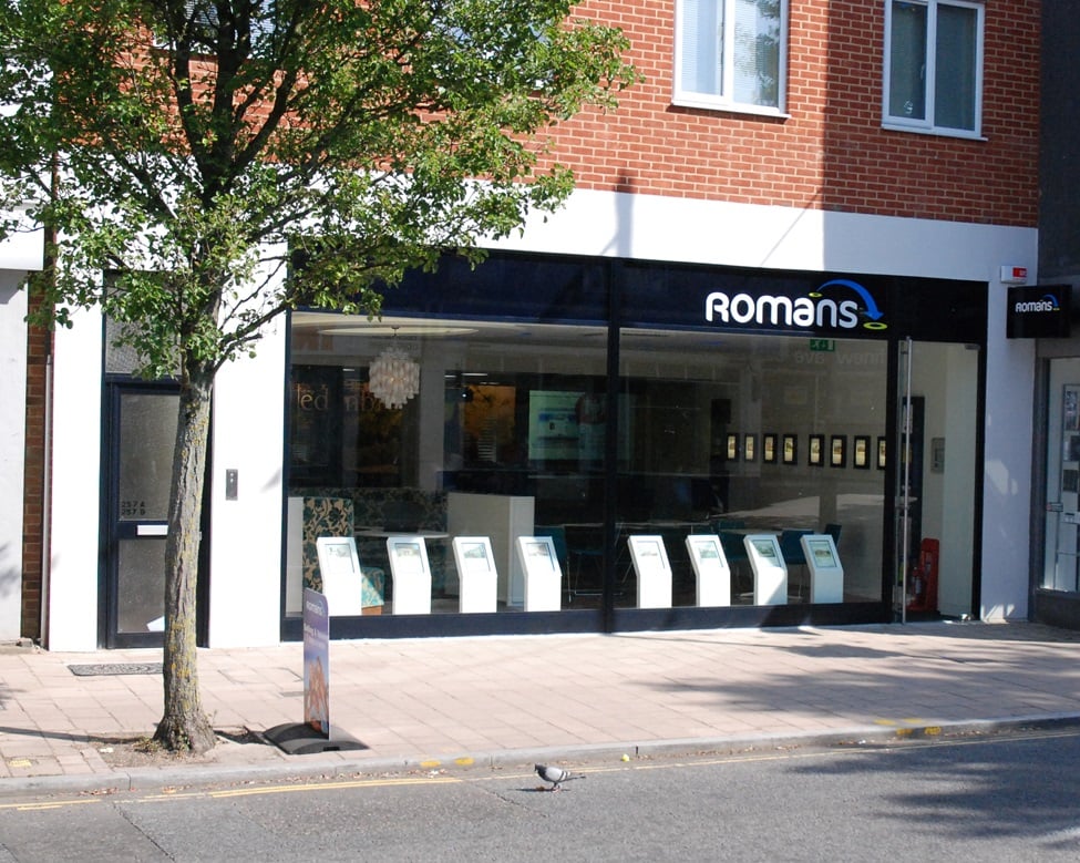 ROMANS FLEET 257 Fleet Rd, Fleet, Hampshire, United Kingdom Real