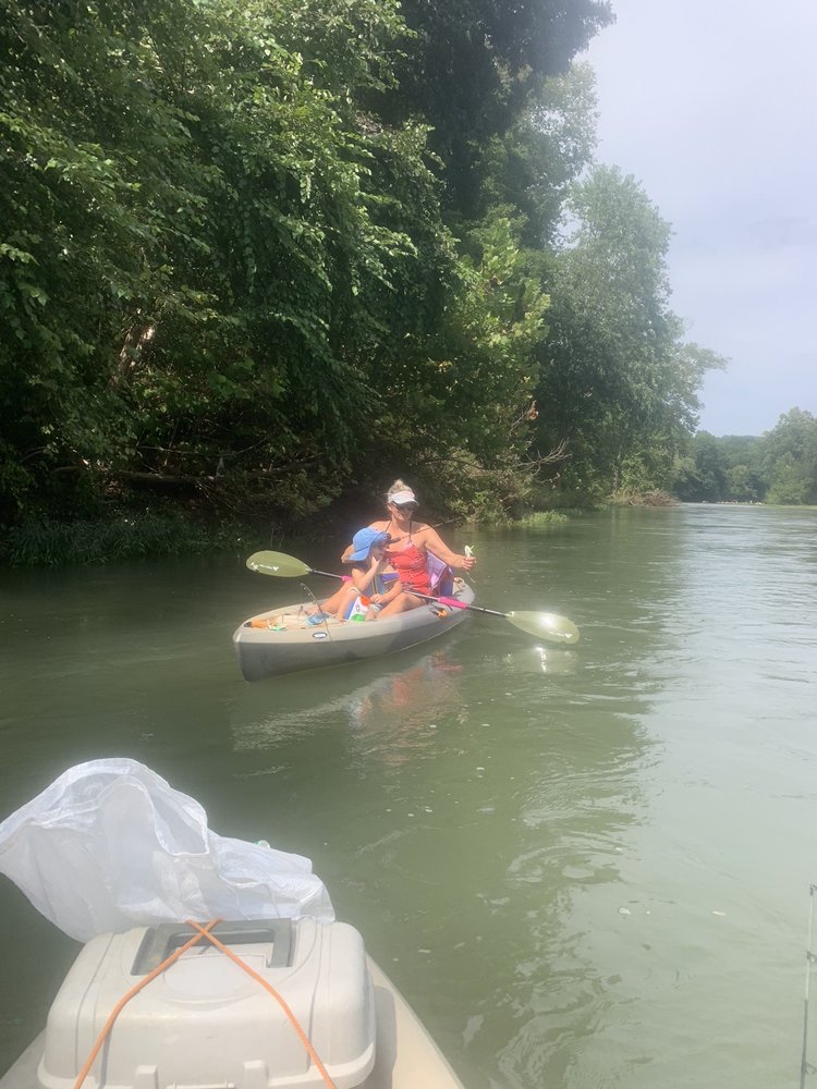 Billy's Kayak Adventures Logo