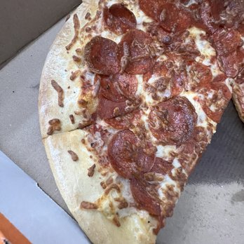 Little Caesars - Worst extra most bestest pizza ever... 1.5 inches of dry hard crust, barely any cheese and pepperoni all dried up. Disgusting. - Pizza Near Me - Shelby Township, Michigan Little Caesars - Worst extra most bestest pizza ever... 1.5 inches of dry hard crust, barely any cheese and pepperoni all dried up. Disgusting. - Pizza Near Me - Shelby Township, Michigan