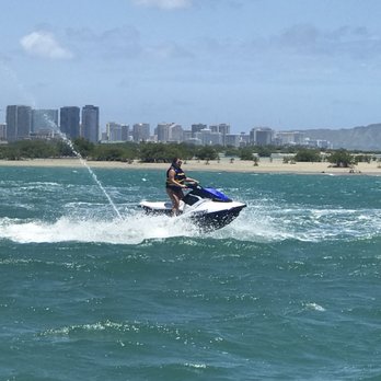X-Treme Parasail - Standing helps from not getting water too much in your face, and it's fun when your holding the throttle ALL the way down - Parasailing Near Me - Honolulu, Hawaii X-Treme Parasail - Standing helps from not getting water too much in your face, and it's fun when your holding the throttle ALL the way down - Parasailing Near Me - Honolulu, Hawaii