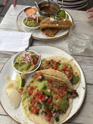 Round Corner Cantina by null