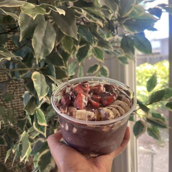 Brazuca Acaí - Traditional Açaí - Juice Bars & Smoothies Near Me - Richmond, California