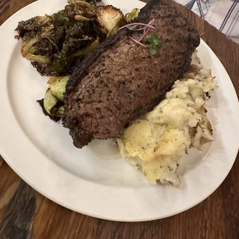 Green Door On 8th - New York strip - New American Near Me - Dade City, Florida