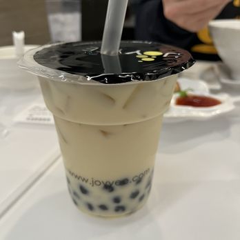 Joy Yee - Evanston - oolong milk tea - Noodles Near Me - Evanston, Illinois