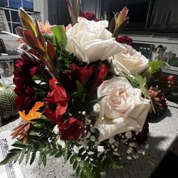 Jim Snyder Florist & Greenhouses - Flowers