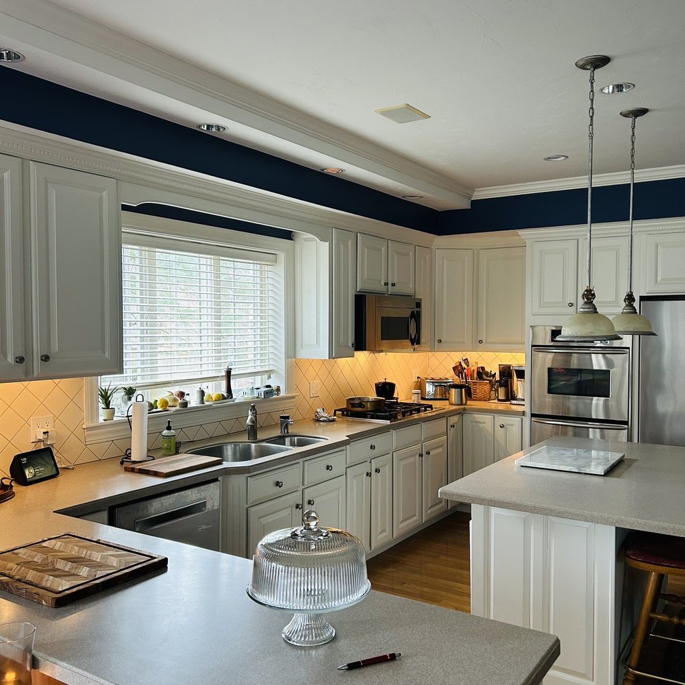 Jose's Painting Co. - New kitchen color, looks buenísimo!!! like brand new cabinets - Painters Near Me - Marlborough, Massachusetts Jose's Painting Co. - New kitchen color, looks buenísimo!!! like brand new cabinets - Painters Near Me - Marlborough, Massachusetts