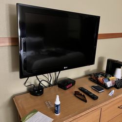 Holland America Hotels - Crooked small TV
