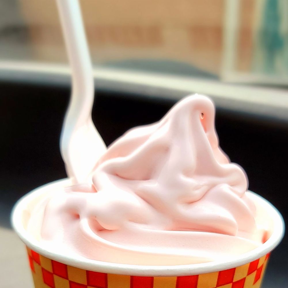 Anderson's Frozen Custard - Andersons Strawberry - Ice Cream & Frozen Yogurt Near Me - Cheektowaga, New York Anderson's Frozen Custard - Andersons Strawberry - Ice Cream & Frozen Yogurt Near Me - Cheektowaga, New York