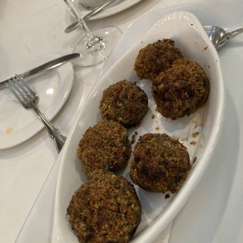 Jacksonville Inn - Stuffed mushrooms - Beer, Wine & Spirits Near Me - Jacksonville, Oregon