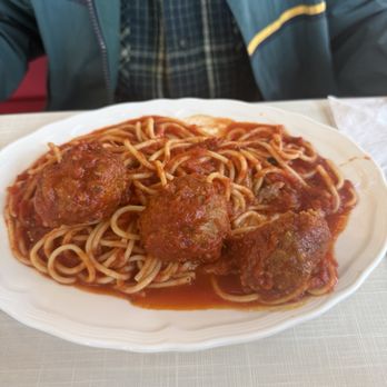 Spaghet Red Sauce Joint - Spaghetti and meatballs - Wine Bars Near Me - Williston, Vermont Spaghet Red Sauce Joint - Spaghetti and meatballs - Wine Bars Near Me - Williston, Vermont
