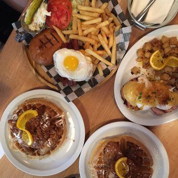 Brownstone Pancake Factory - Breakfast & Brunch Near Me - Edgewater, New Jersey