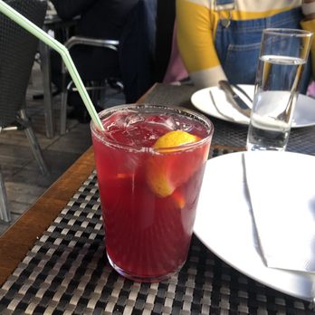 Taberna del Olivo - Tinto de verano - Tapas Bars Near Me - Madrid, M