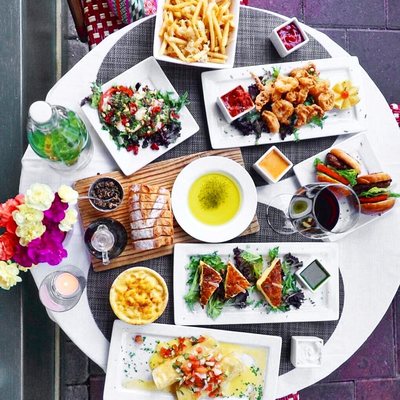 WeHo Bistro by null