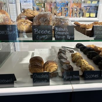 L’atelier Des Pains - Bakeries Near Me - Delray Beach, Florida