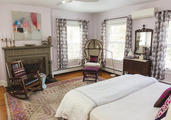Applewood Manor Inn Bed & Breakfast by null