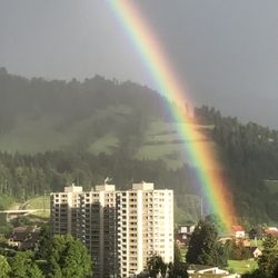 Pizzeria Capri - Regenbogen über Ulisbach