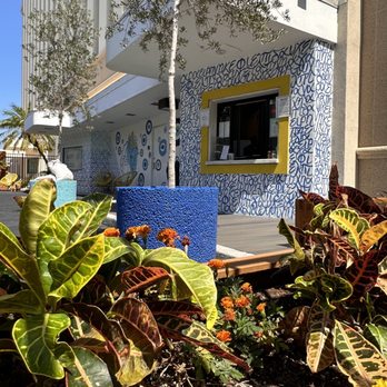 Kefi Streetside Cafe - The cutest and unique streetside Cafe in Downtown Bradenton - Coffee & Tea Near Me - Bradenton, Florida