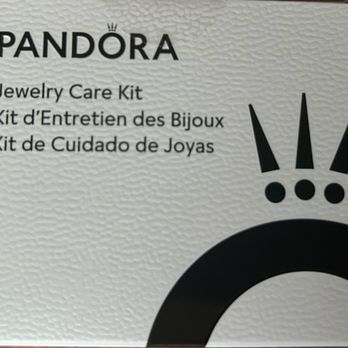 Pandora - Silver Cleaning Kit - Jewelry Near Me - Rocky View, Alberta Pandora - Silver Cleaning Kit - Jewelry Near Me - Rocky View, Alberta