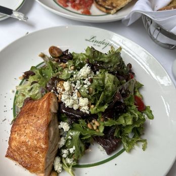 LINDEY’S - Updated July 2024 - 1503 Photos & 997 Reviews - 169 E Beck