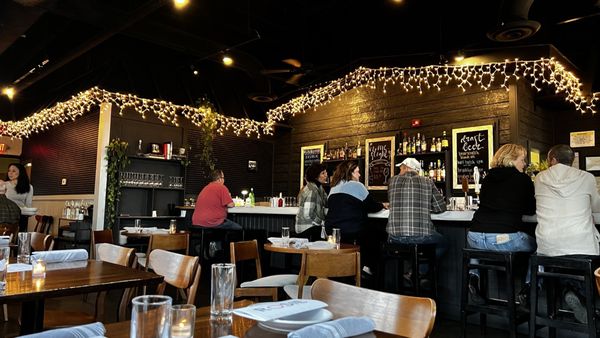 Rosie Food & Wine by null