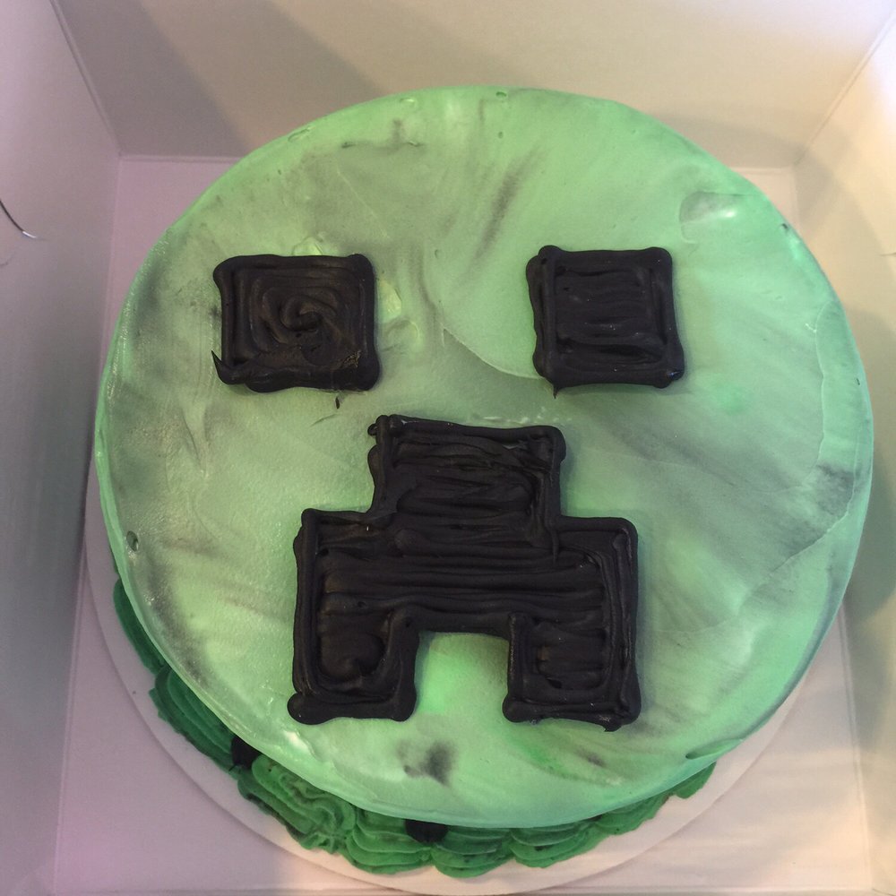 Baskin-Robbins - Ben made this Minecraft cake! - Ice Cream & Frozen Yogurt Near Me - San Pedro, California Baskin-Robbins - Ben made this Minecraft cake! - Ice Cream & Frozen Yogurt Near Me - San Pedro, California