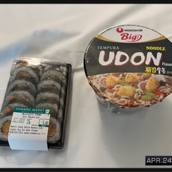 Hanaro Markt - Kimbap & instant ramen