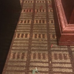 Quality Inn - Nasty floor