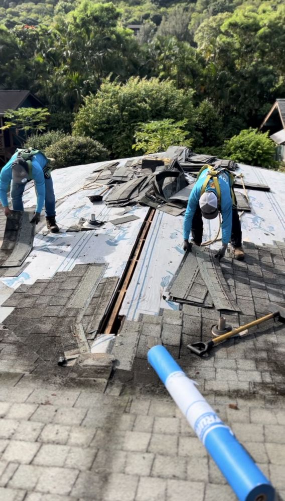 Slide of Voyager Roofing