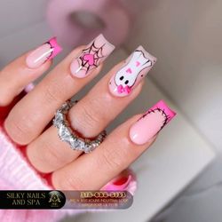 Silky Nails and Spa