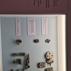 Alamannenmuseum - Fundstücke (Schnallen)