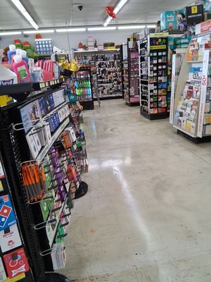 Dollar General by null