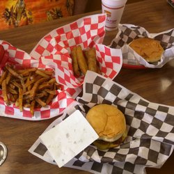 Bionic Burger - Lunch is served!