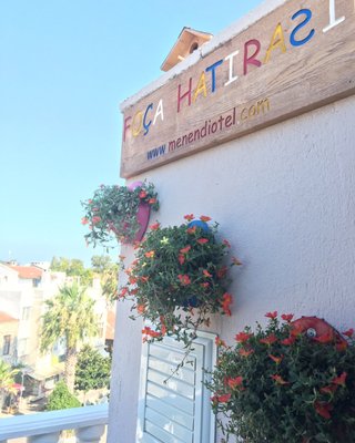Menendi Otel by null