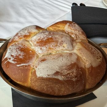 Del Frisco's Double Eagle Steakhouse - Rolls - Steakhouses Near Me - Houston, Texas Del Frisco's Double Eagle Steakhouse - Rolls - Steakhouses Near Me - Houston, Texas