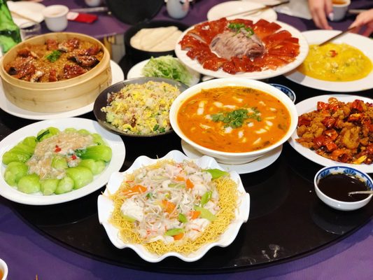 Duck House Restaurant 鹿鼎記 by null