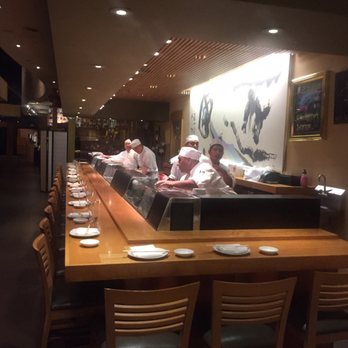 Yoshi's - Casual dinning area - Jazz & Blues Near Me - Oakland, California