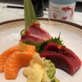 SushiCo - Sushi Bars Near Me - Newton, Massachusetts