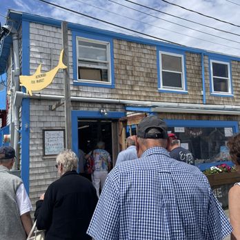 Menemsha Fish Market - outside - Seafood Markets Near Me - Chilmark, Massachusetts