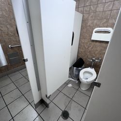 Shell Gas Station & Food Mart - Women's restroom