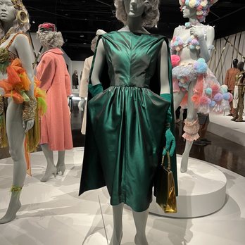 ASU FIDM Museum - Mrs Maisel costumes - Museums Near Me - Los Angeles, California ASU FIDM Museum - Mrs Maisel costumes - Museums Near Me - Los Angeles, California
