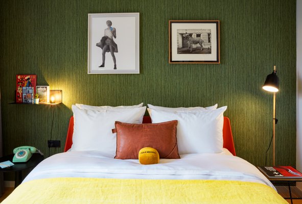 Max Brown Hotel 7th District by null