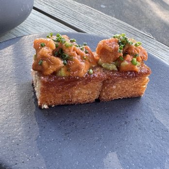 RO Restaurant & Lounge - Hokkaido uni toast with bouchon bakery brioche - Lounges Near Me - Yountville, California