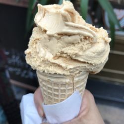 Lab G - Salted caramel in cone
