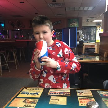 Harris Pizza #1 - Pizza Near Me - Rock Island, Illinois