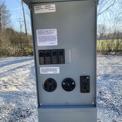 Bigmouth Cave Retreat - Electric pedestal for rv