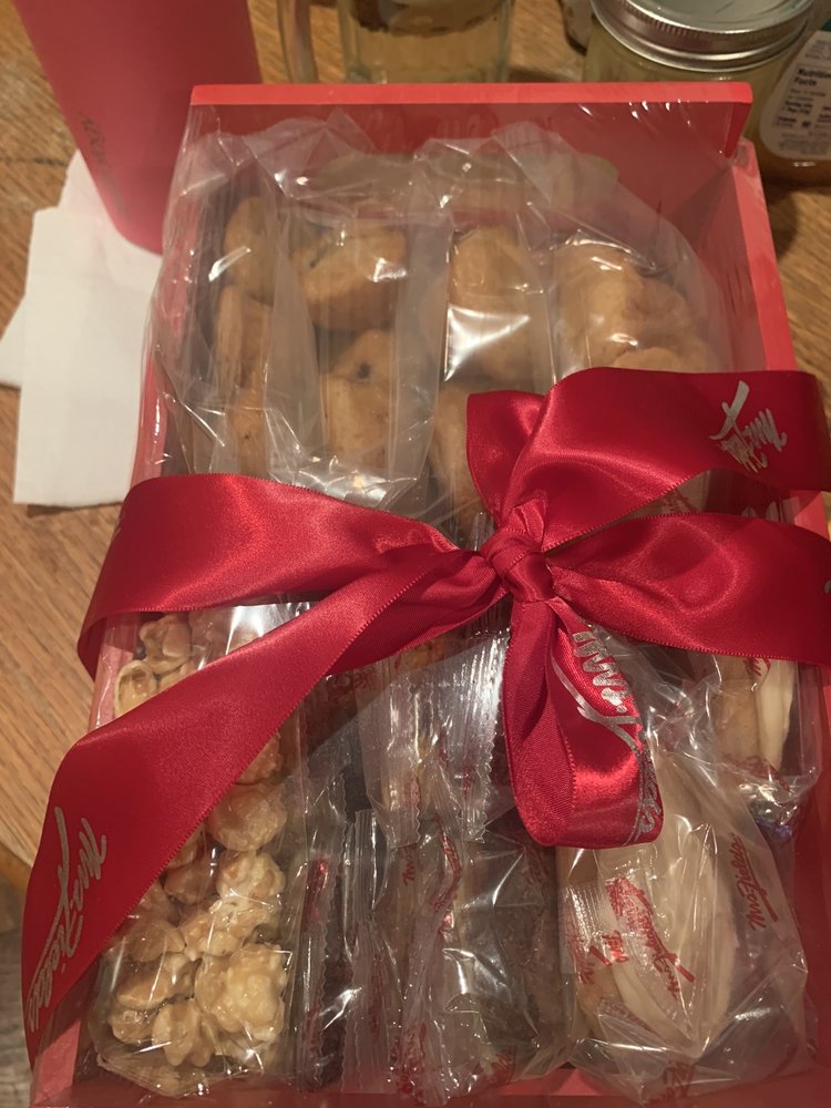 MRS. FIELD’S COOKIES Updated September 2024 300 Pasteur Dr, Palo